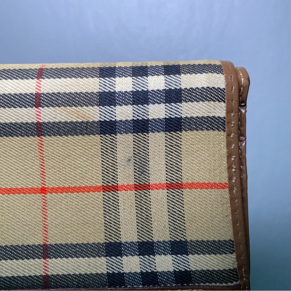 BURBERRY Leather-Trimmed Check Wallet - Picture 5 of 11